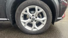 Nissan Juke 1.0 DiG-T N-Connecta 5dr Petrol Hatchback